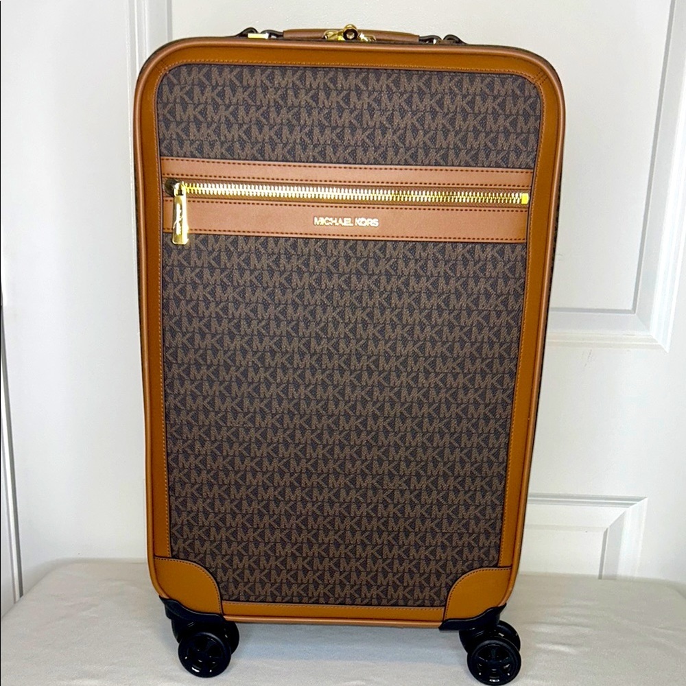 Michael Kors Travel Small Trolley Brown and Tan Monogram Leather Gold Hardware - Picture 12 of 13
